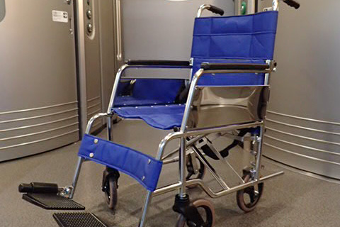 車内移動用車いすの写真